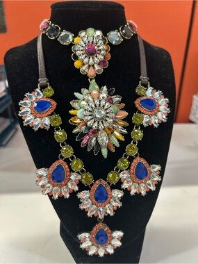 Multicolor Statement Flower Bib Necklace - Women Jewelry
